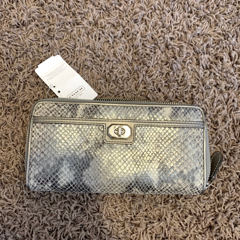 COPY - Coach Wallet